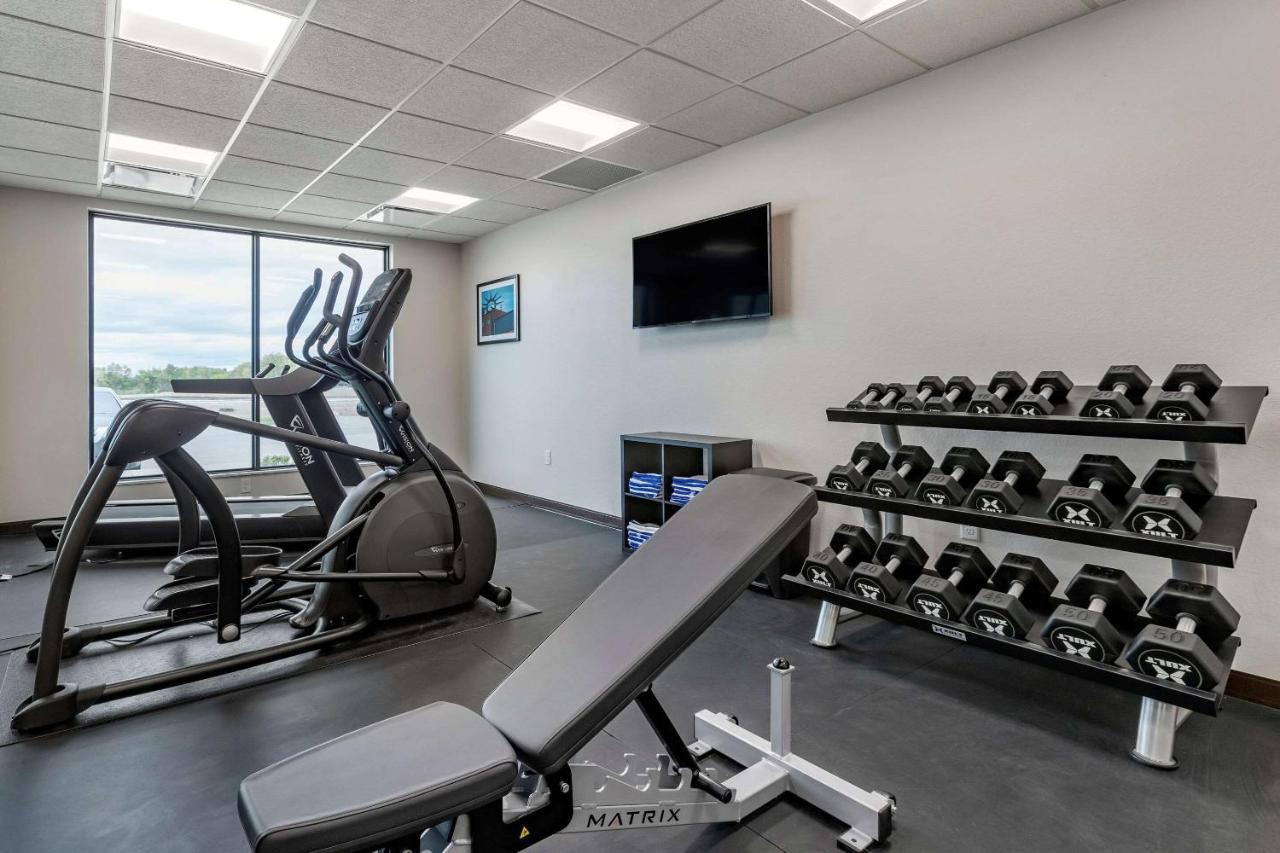 Mainstay Suites Waukee-West Des Moines Exteriör bild