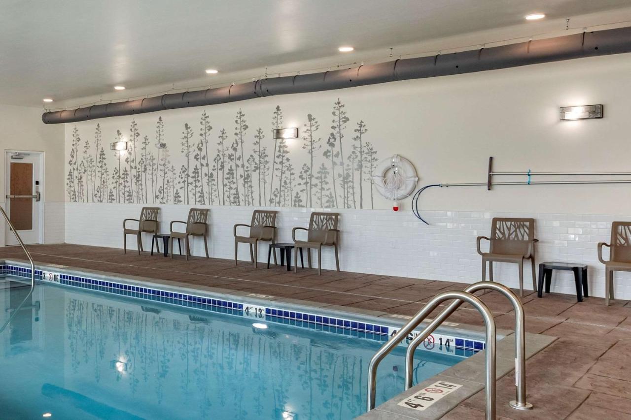 Mainstay Suites Waukee-West Des Moines Exteriör bild