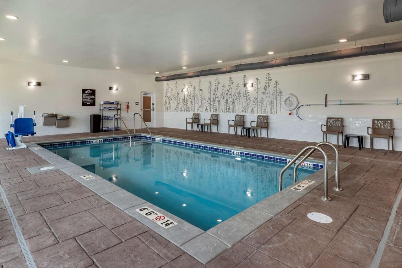 Mainstay Suites Waukee-West Des Moines Exteriör bild